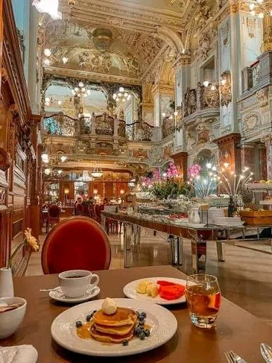New York Cafe
